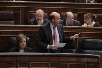 Economía/Finanzas.- De Guindos defiende las provisiones en la banca porque reconocieron la "realidad" de los activos    