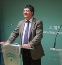 Valderas confía en que no haya "vetos" en la sustitución de Carrasco y que el tiempo de interinidad sea "el mínimo"