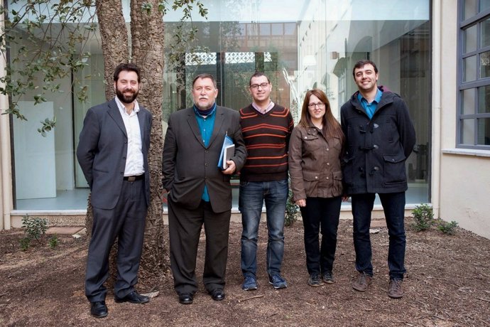 Los responsables del estudio sobre el impacto económico de los alcornoques