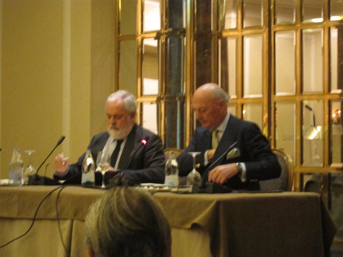 Miguel Arias Cañete y acuerdo con FEBE 