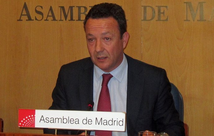 Henríquez de Luna en la rueda tras la Junta de Portavoces