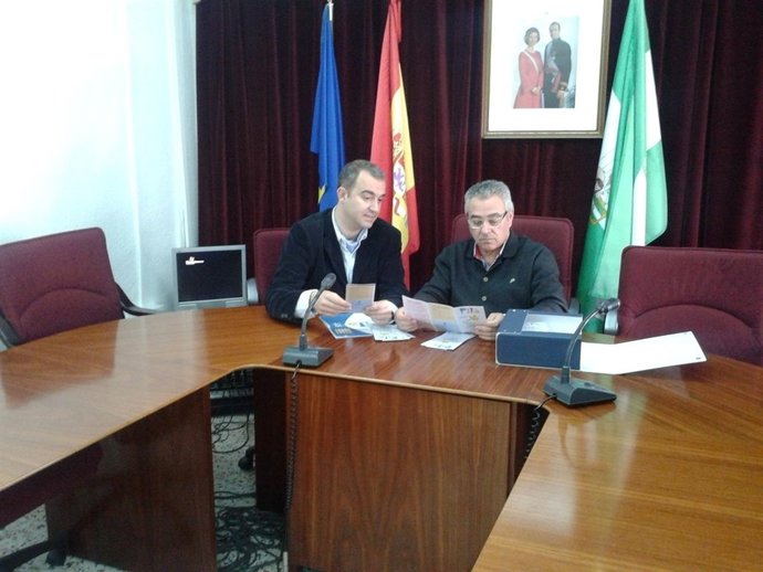 Reunión entre Amos García y el alcalde de Gérgal