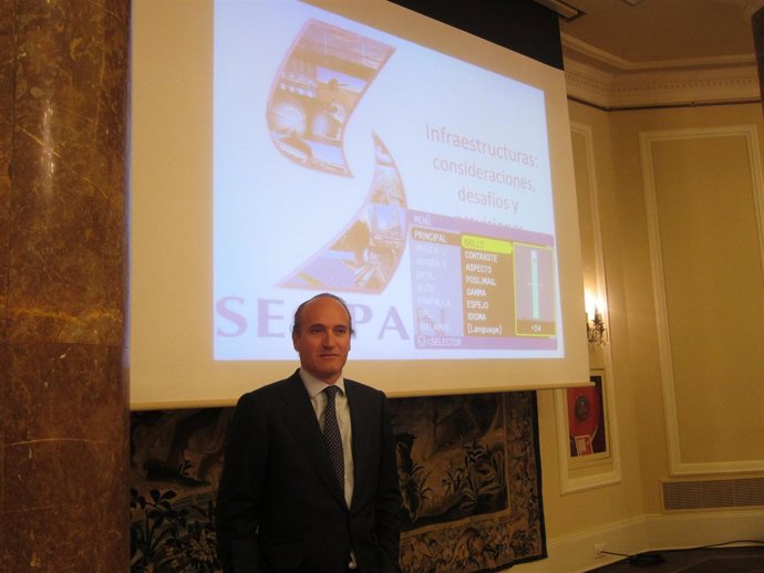 El presidente de Seopan, Julián Núñez