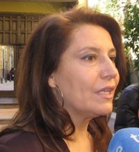 Crespo rechaza las propuestas de Griñán para lograr superávit y anima a la Junta a "responsabilizarse" de su déficit