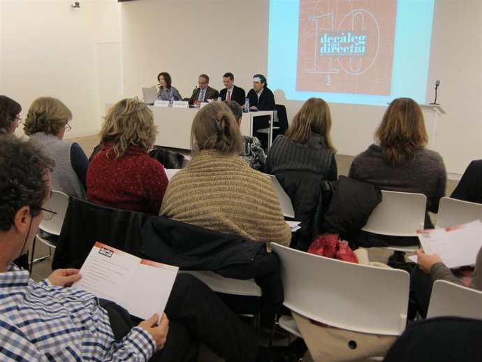 Presentación del decálogo del directivo del AEC