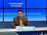 PP-A avisa a Griñán de que el Estatuto plantea "crear empleo" y no son "prioridad" las consultas populares