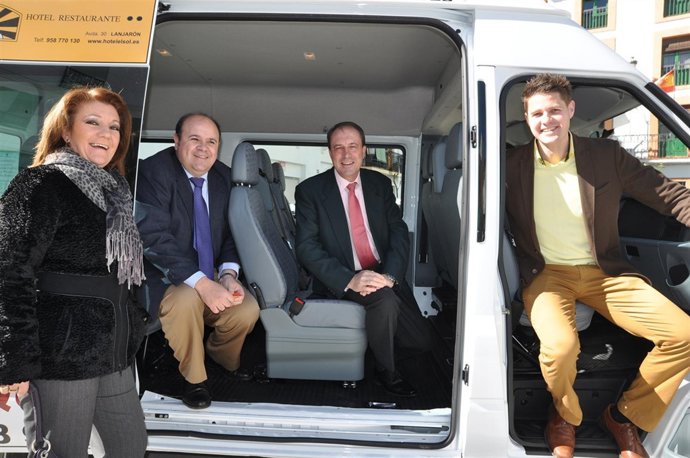 NP Y Fotos Minibus Lanjarón