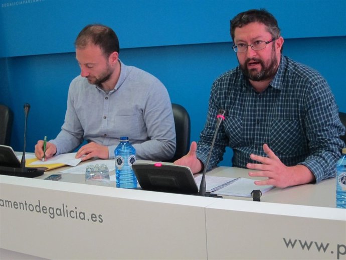 Rueda de prensa de AGE en el Parlamento