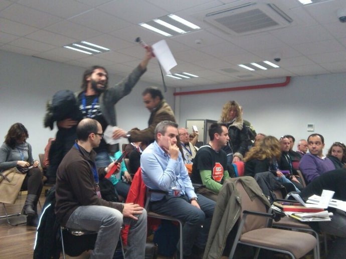 Trabajadores desalojados de la Comisión de Las Artes