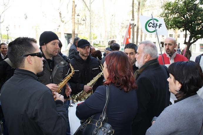 Torrijos con la Banda de Música