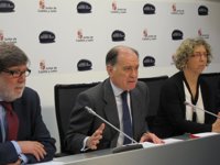 Villanueva respeta decisiones de Cajacírculo "como hizo en su día" con otras de la entidad que la Junta "desaconsejaba"