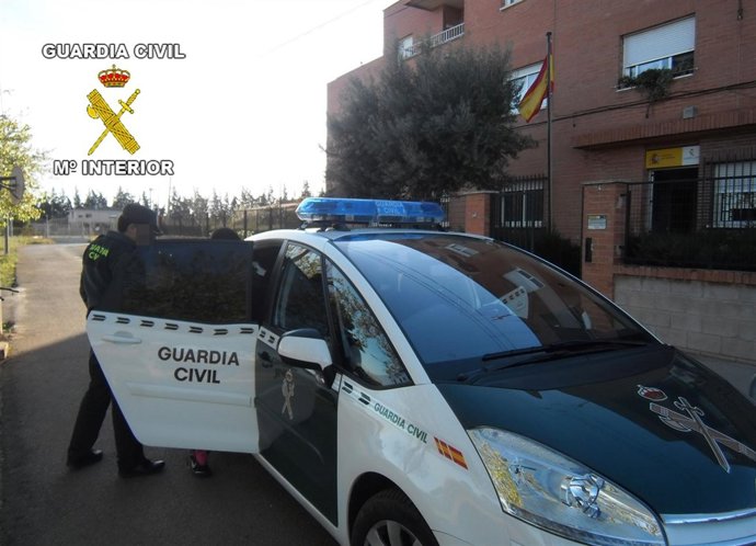 La Guardia Civil detiene a los presuntos autores de un robo con violencia 