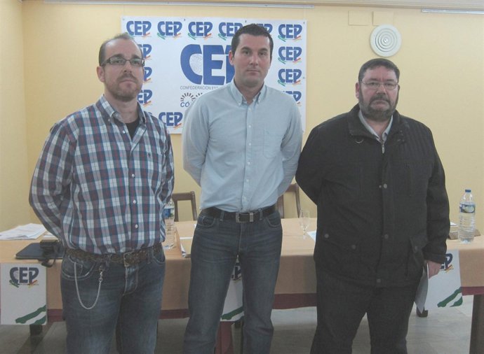 Miembros de la CEP con Fernando Ramón Calderón a la derecha