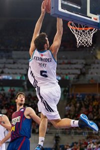 Baloncesto/Euroliga.- Rudy Fernández no jugará ante el Unicaja por molestias en la espalda