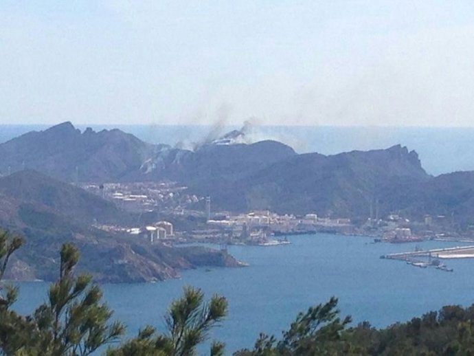 Incendio en refinería Escombreras