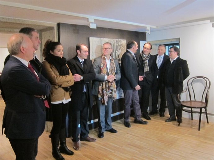 Jesús Vázquez reinaugura la Casa de Rosalía