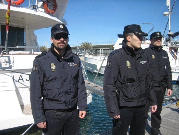 Policía Puerto Deportivo