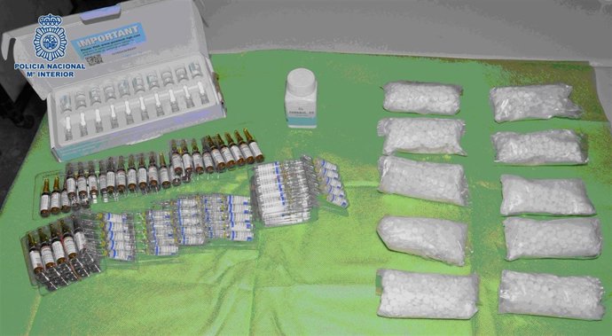 Comprimidos de esteroides y anabolizantes intervenidos