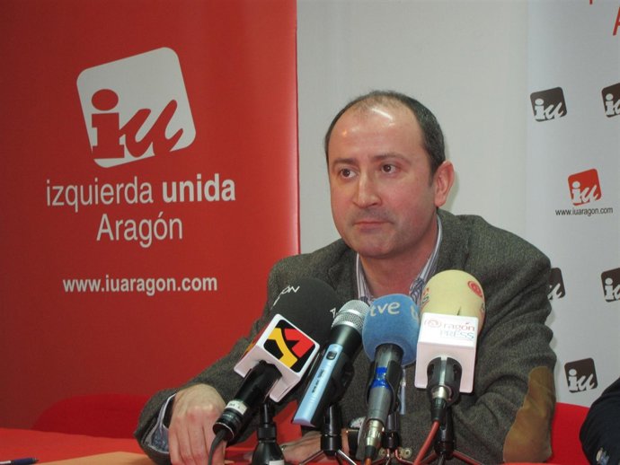 El diputado de IU, Luis Ángel Romero