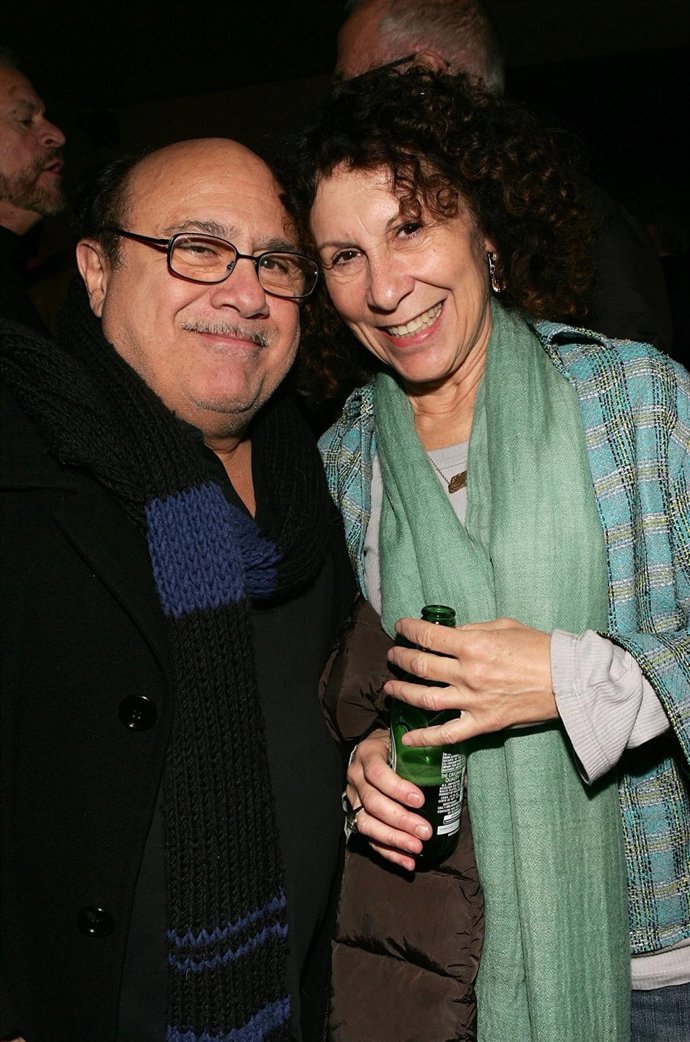 Danny DeVito y Rhea Perlman