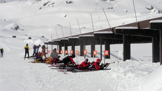 Campo de tiro para la práctica del Biathlón, en Candanchú (Huesca)