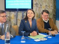 Cospedal: "No son momentos para cuestionar las instituciones sino de estar todos juntos y defender la democracia"