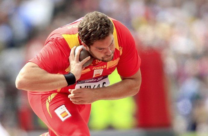 El español Borja Vivas vence en la prueba de peso de la Copa de Europa