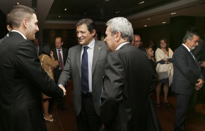 Encuentro del Presidente del Principado con empresarios en Colombia