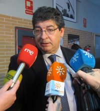 Valderas asegura que el decreto-ley sobre la RTVA no impide ningún acuerdo con el PP-A para elegir al nuevo director