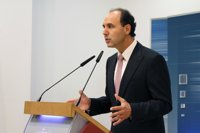 Diego ve "cobarde" e "indigno" que Revilla se desvincule de la operación de compraventa del Racing