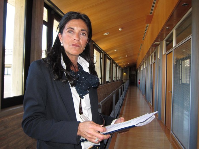 La diputada del PP, María José Ferrando, en las Cortes de Aragón