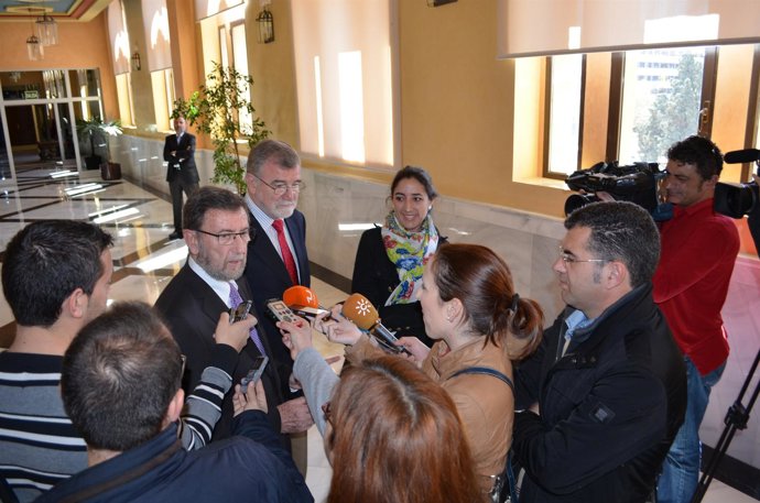 Manuel Gracia, atiende hoy a los medios