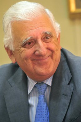 Santiago Herrero.