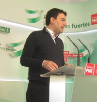Jiménez garantiza que se pondrá "muy pesado" para que "cuanto antes" se alcance un acuerdo sobre RTVA