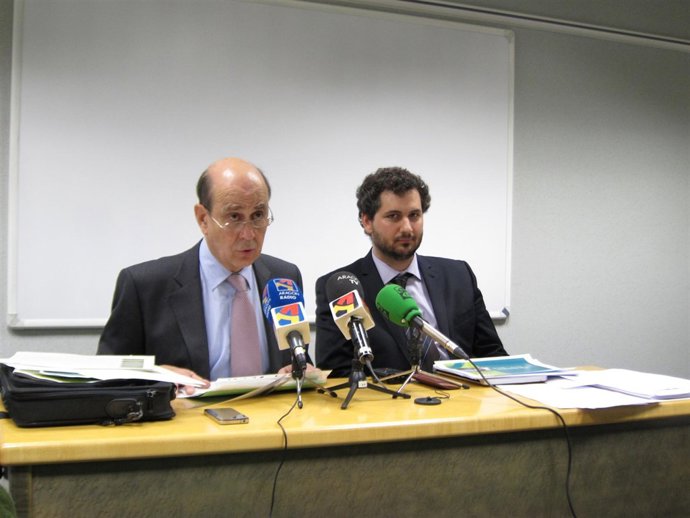 Rafael Fernández de Alarcón y Juan Ortiz en la rueda de prensa esta tarde