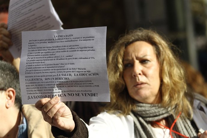 Concentración a favor de una sanidad pública