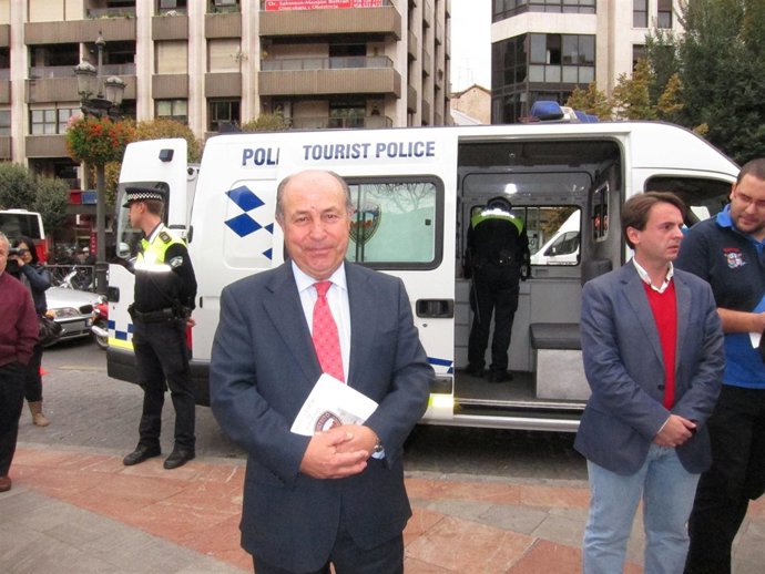 José Torres Hurtado.