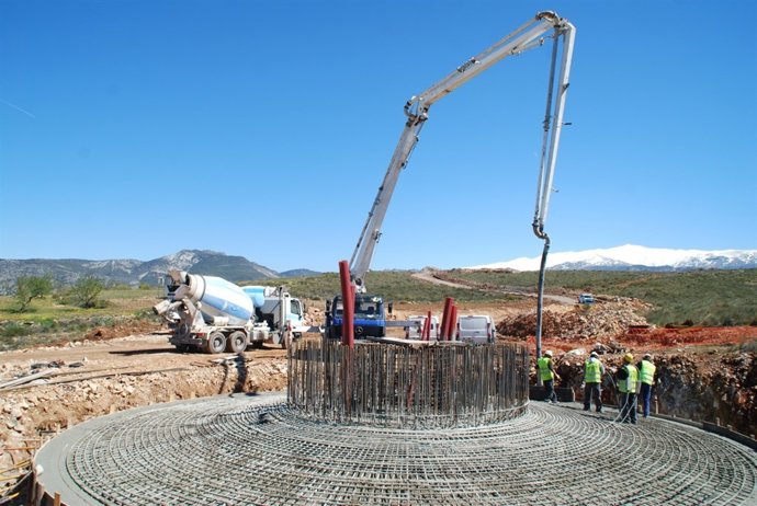 Arrancan las obras del parque eólico experimental de Padul