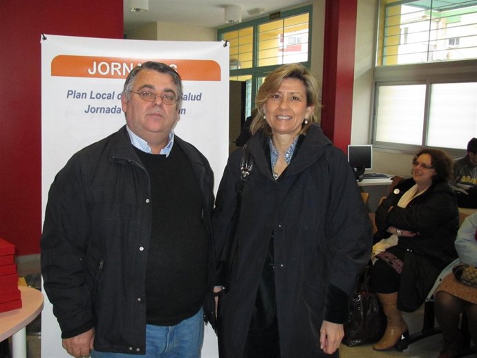 El responsable de Salud del Ayuntamiento y la jefa del Servicio de Acción Social