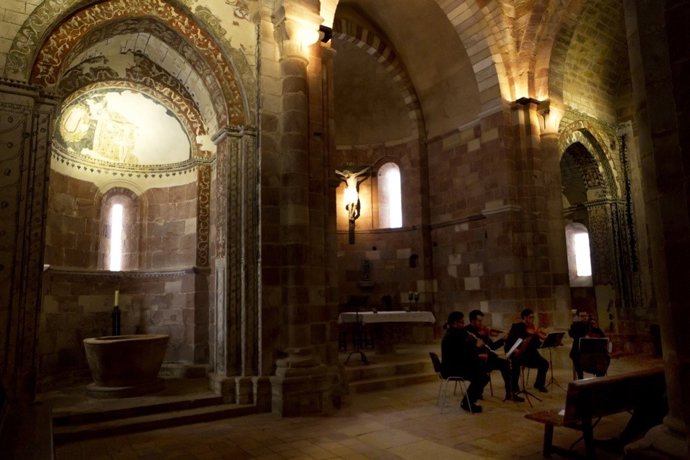 Concierto en la iglesia de Mave