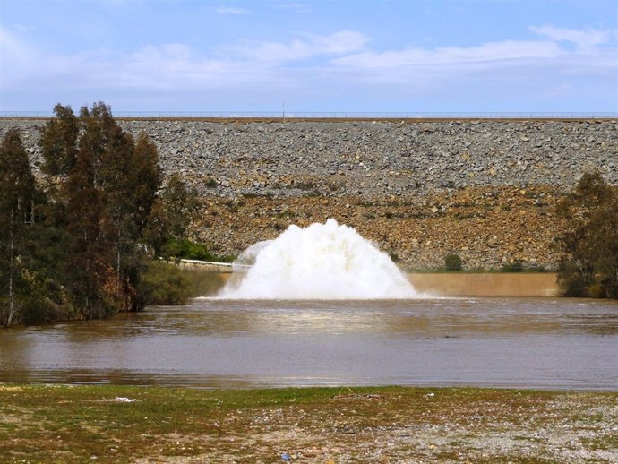 Desembalse en el Agrio (Aznalcóllar)
