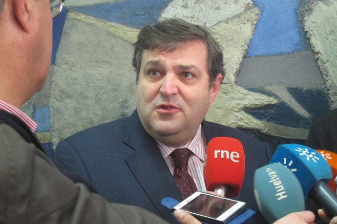 El rector de la Universidad de Huelva, Francisco José Martínez.