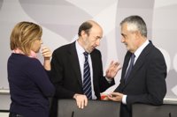 PSOE-A irá este jueves a la Ejecutiva Federal con un mensaje de apoyo a Rubalcaba y a los cambios que quiera hacer