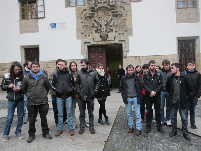 Alumnos de la USC convocan una concentración