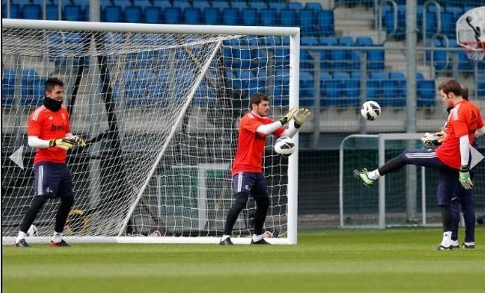 Casillas en su vuelta a los entrenamientos