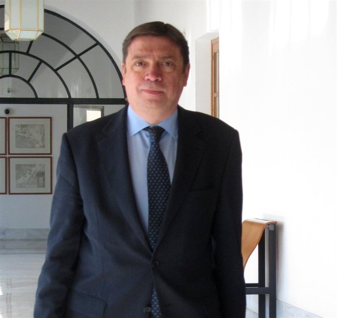 El consejero de Agricultura, Pesca y Medio Ambiente, Luis Planas.