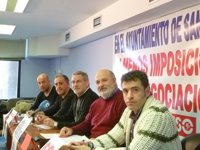 Los sindicatos exigen al alcalde que "se ponga al frente" de la negociación con los policías locales