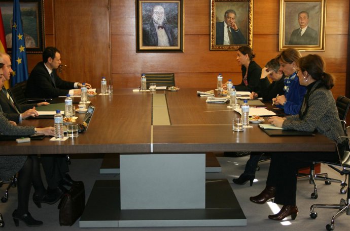 Consejo de Gobierno presidido por el presidente en funciones, Guillermo Martínez