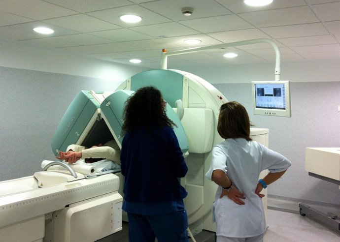 Equipo de Medicina Nuclear para diagnosticar cáncer y otras patologías