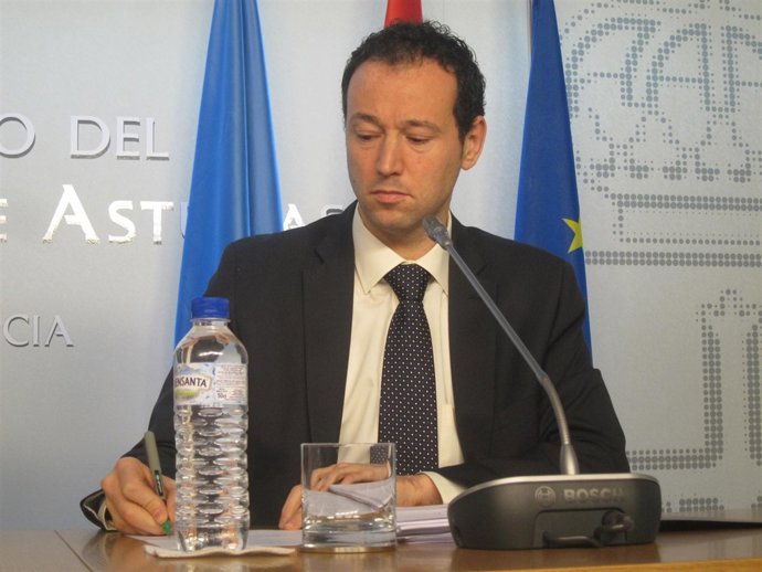 Guillermo Martínez en rueda de prensa. 